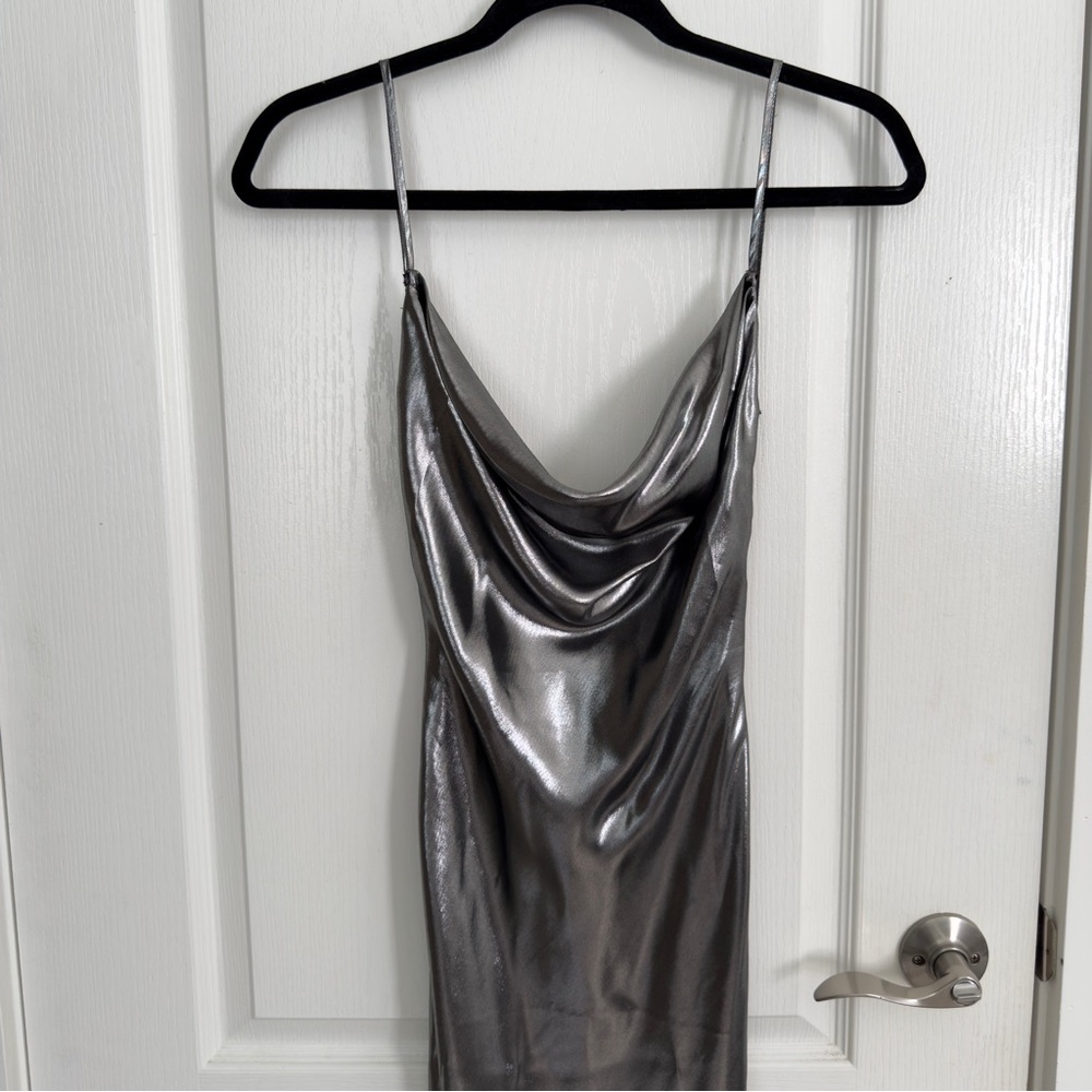 Michael Costello Silver Trisha Evening Gown Size XXS - Picture 6 of 10